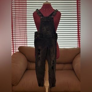 Girls black distressed overalls